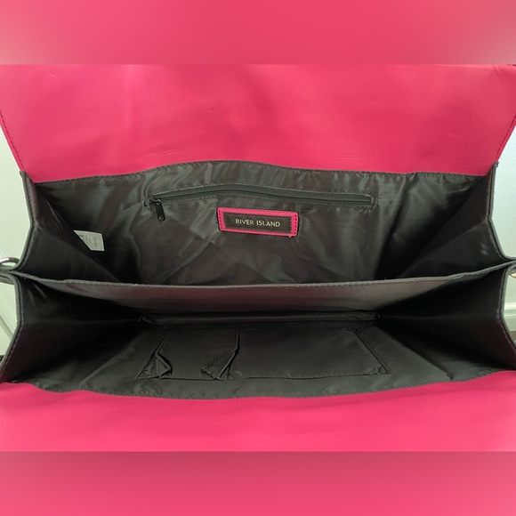 Bright pink bag - Picture 3 of 4